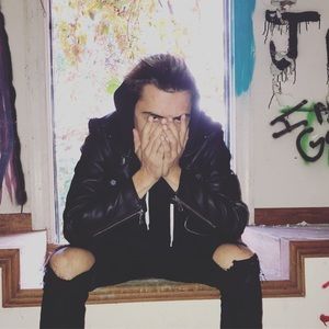 Meet your Posher, James